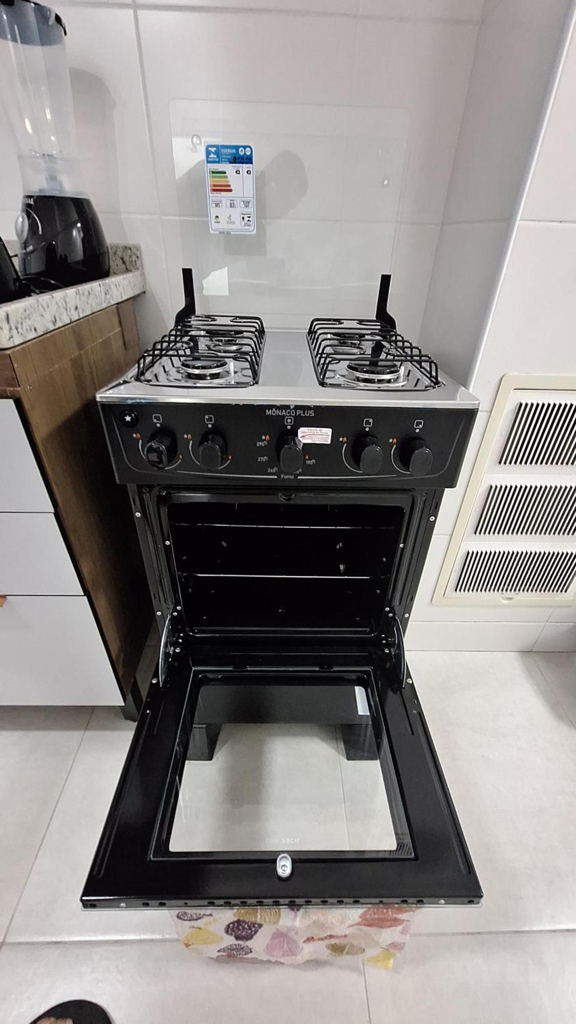 Apto Moderno Com Varanda, Piscina E Academia Apartamento